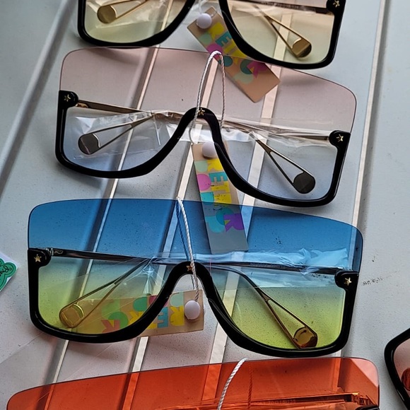 OVERSIZED OUTSTANDING DESIGN - FEISEDY - Picture 2 of 3